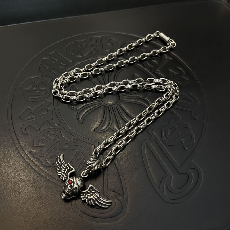 Ch*0me He**ts necklaces